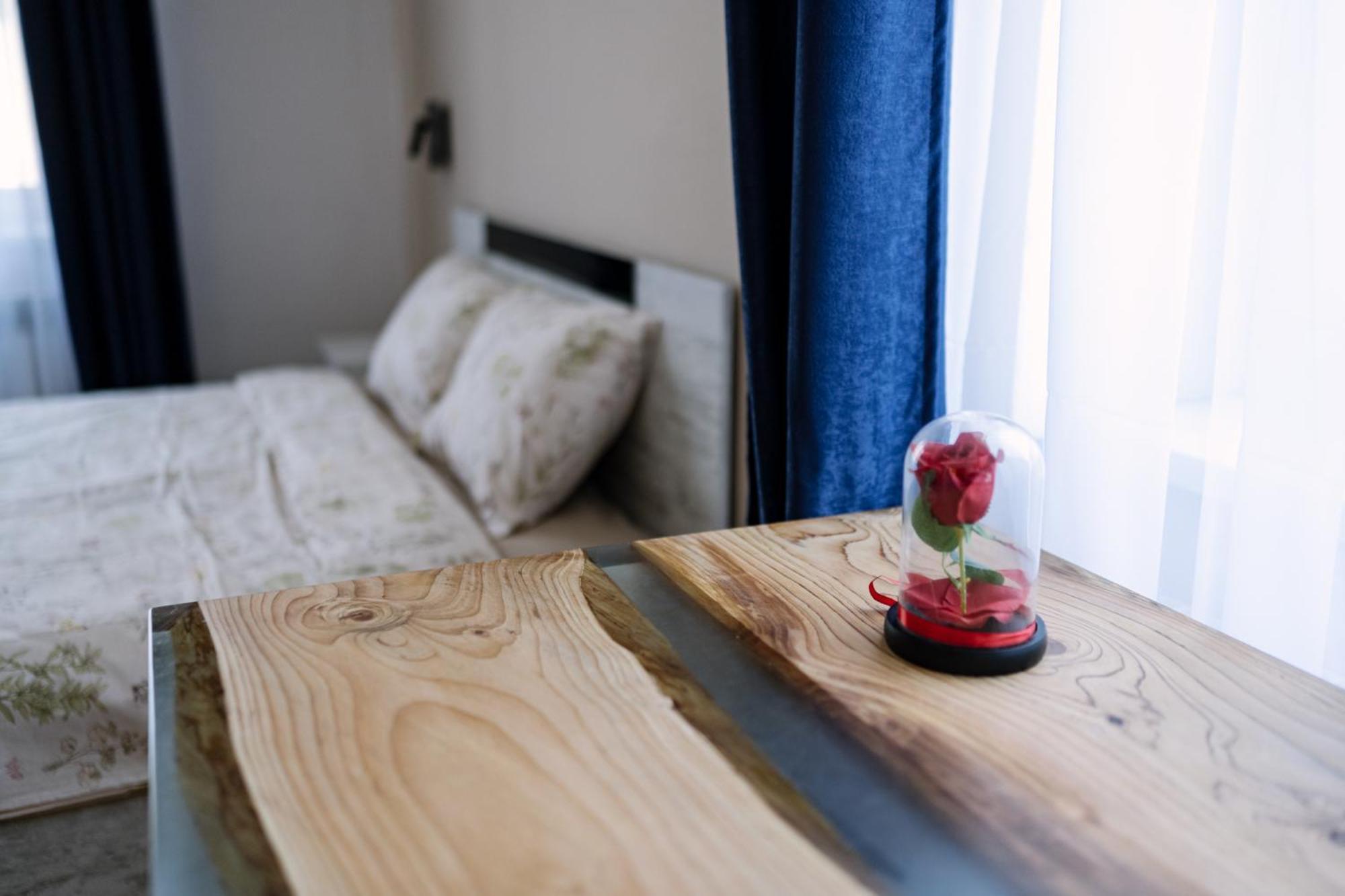 3bdr, Center Retreat, Heart, Free Parking Apartment *